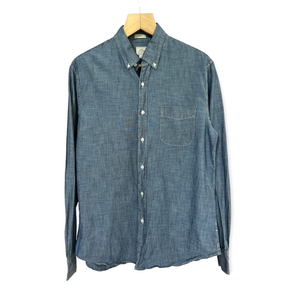 J. Crew Men’s Re-Imagined Lightweight Denim Slim Fit Button Front Shirt, Large